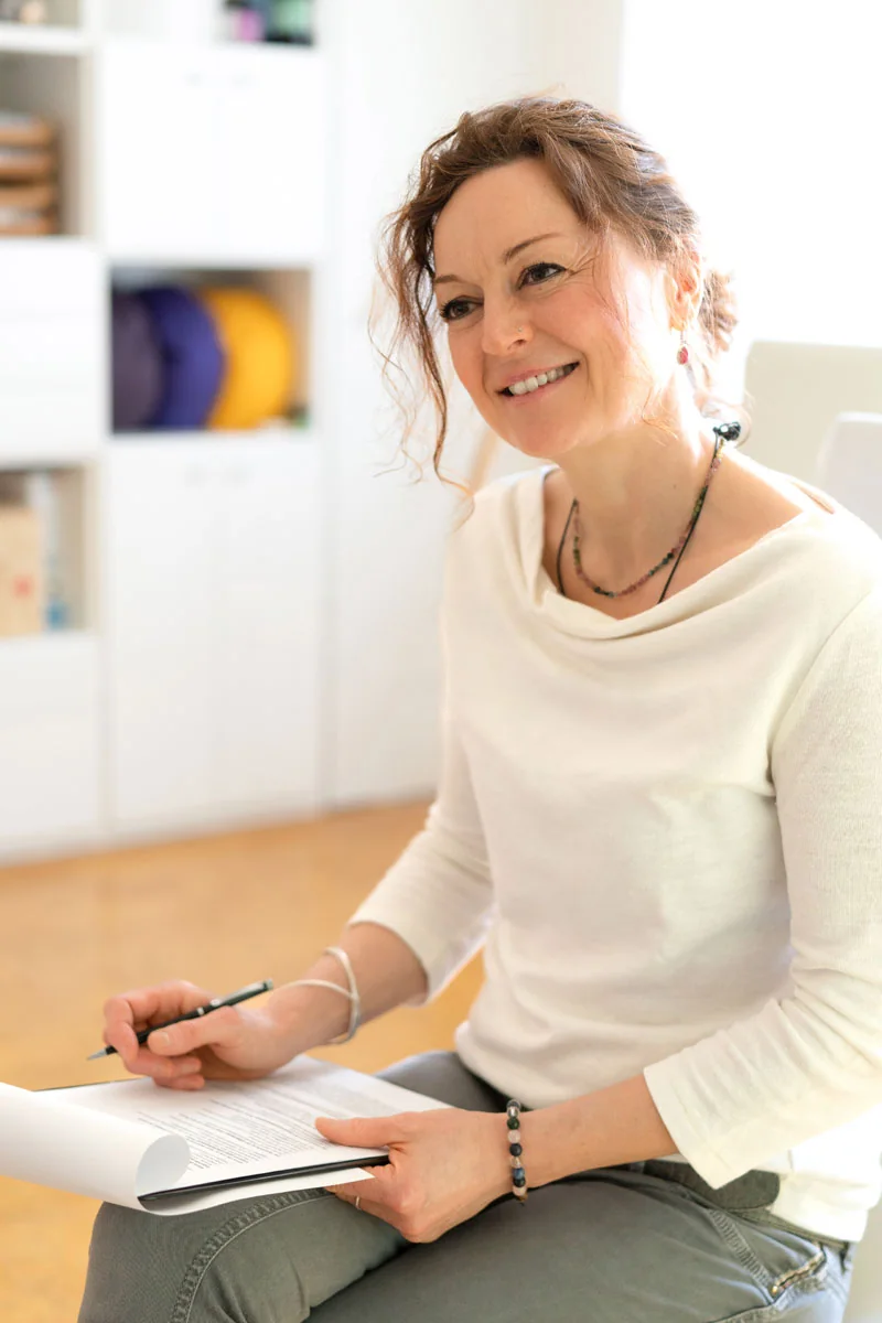 Connie Kiock macht sich Notizen